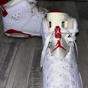 Jordan 6 red oreo 5.5Y